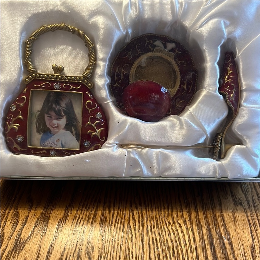 Pewter frame Gift Set